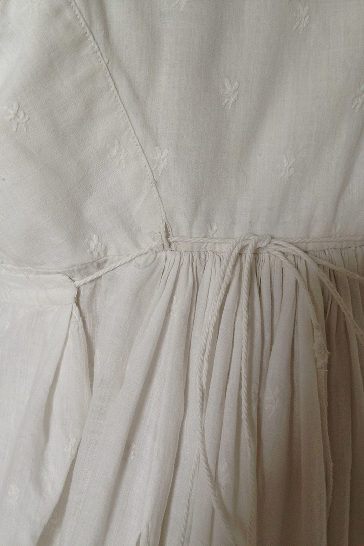 Habit dress