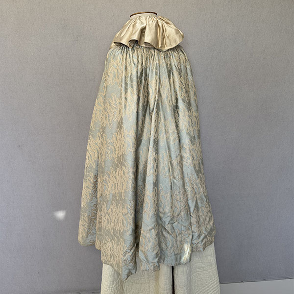 Liberty Opera Cape